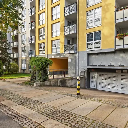 Edler Wohnraum Elegantes Apartment Mit Balkon, Boxspringbett, Kaffeevollautomat, Lift & Parkplatz Chemnitz Zewnętrze zdjęcie