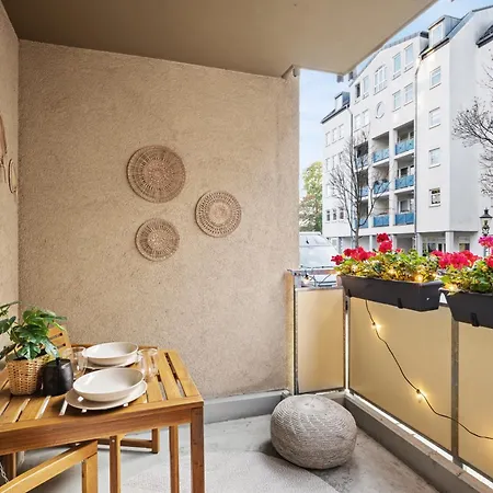 Edler Wohnraum Elegantes Apartment Mit Balkon, Boxspringbett, Kaffeevollautomat, Lift & Parkplatz Chemnitz Zewnętrze zdjęcie