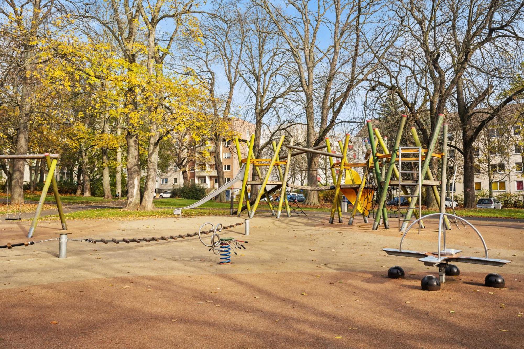 Apartment Edler Wohnraum Elegantes Mit Balkon, Boxspringbett, Kaffeevollautomat, Lift & Parkplatz Chemnitz