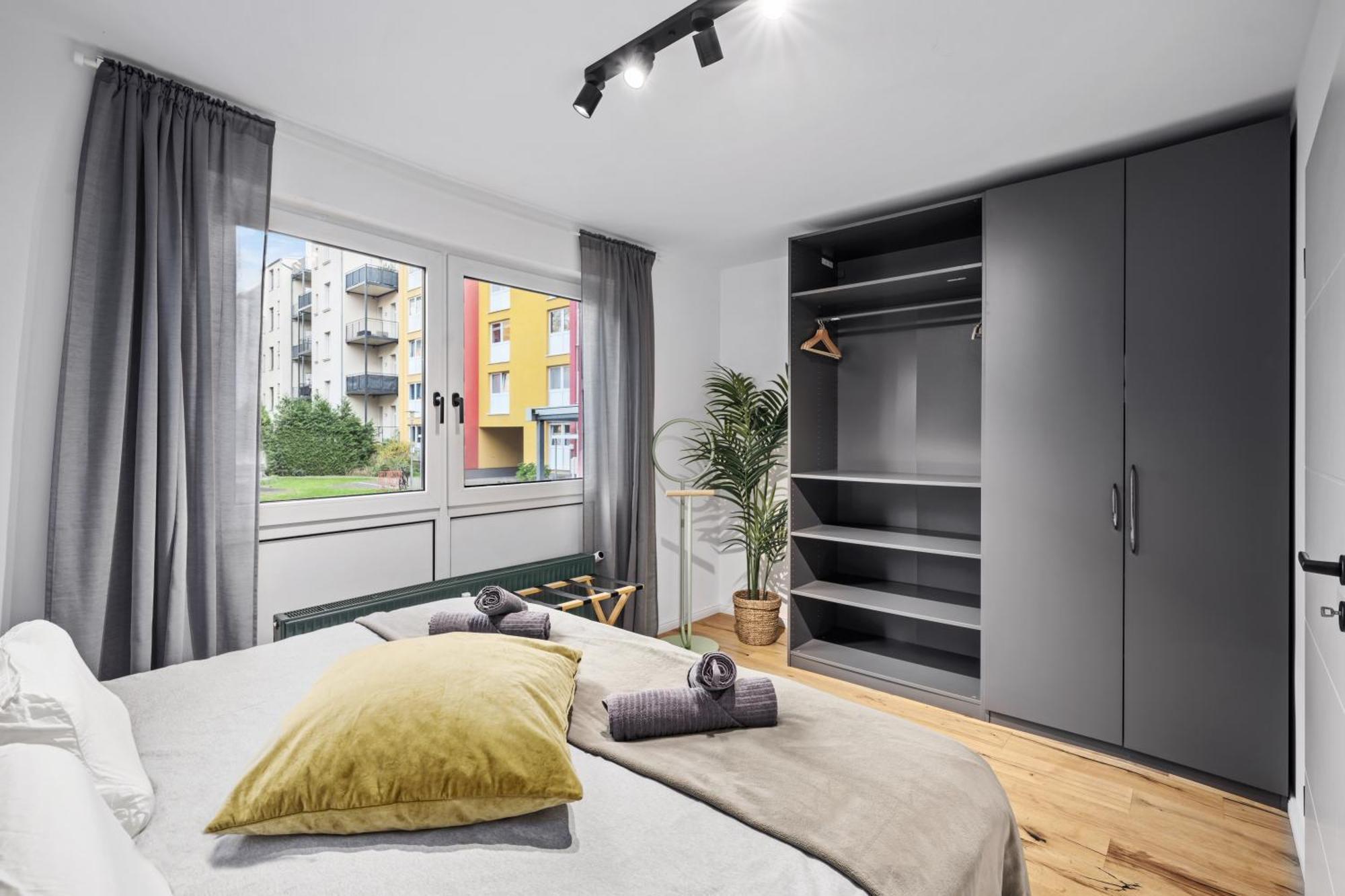 Apartment Edler Wohnraum Elegantes Mit Balkon, Boxspringbett, Kaffeevollautomat, Lift & Parkplatz Chemnitz