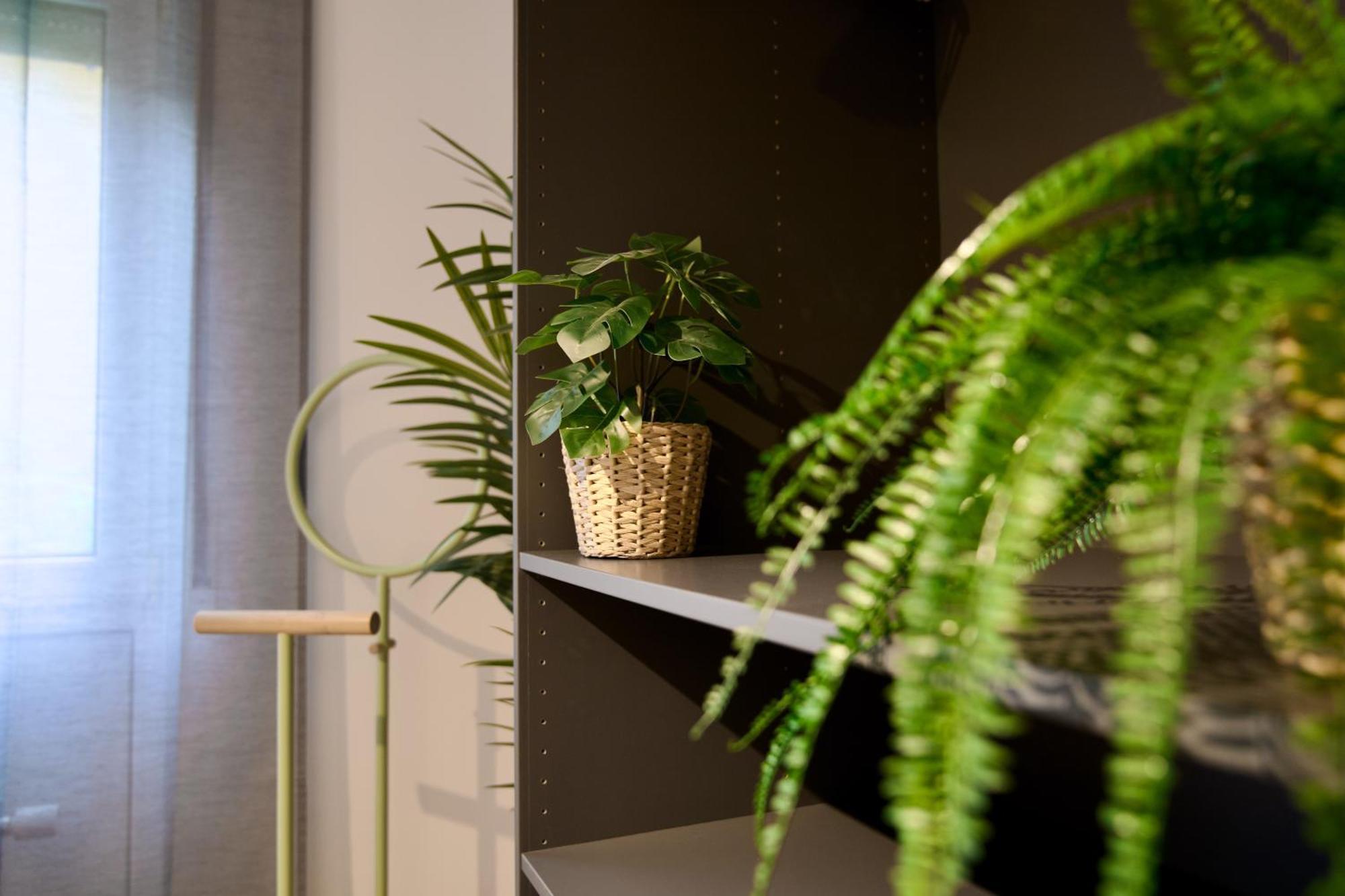 Edler Wohnraum Elegantes Mit Balkon, Boxspringbett, Kaffeevollautomat, Lift & Parkplatz Apartment *