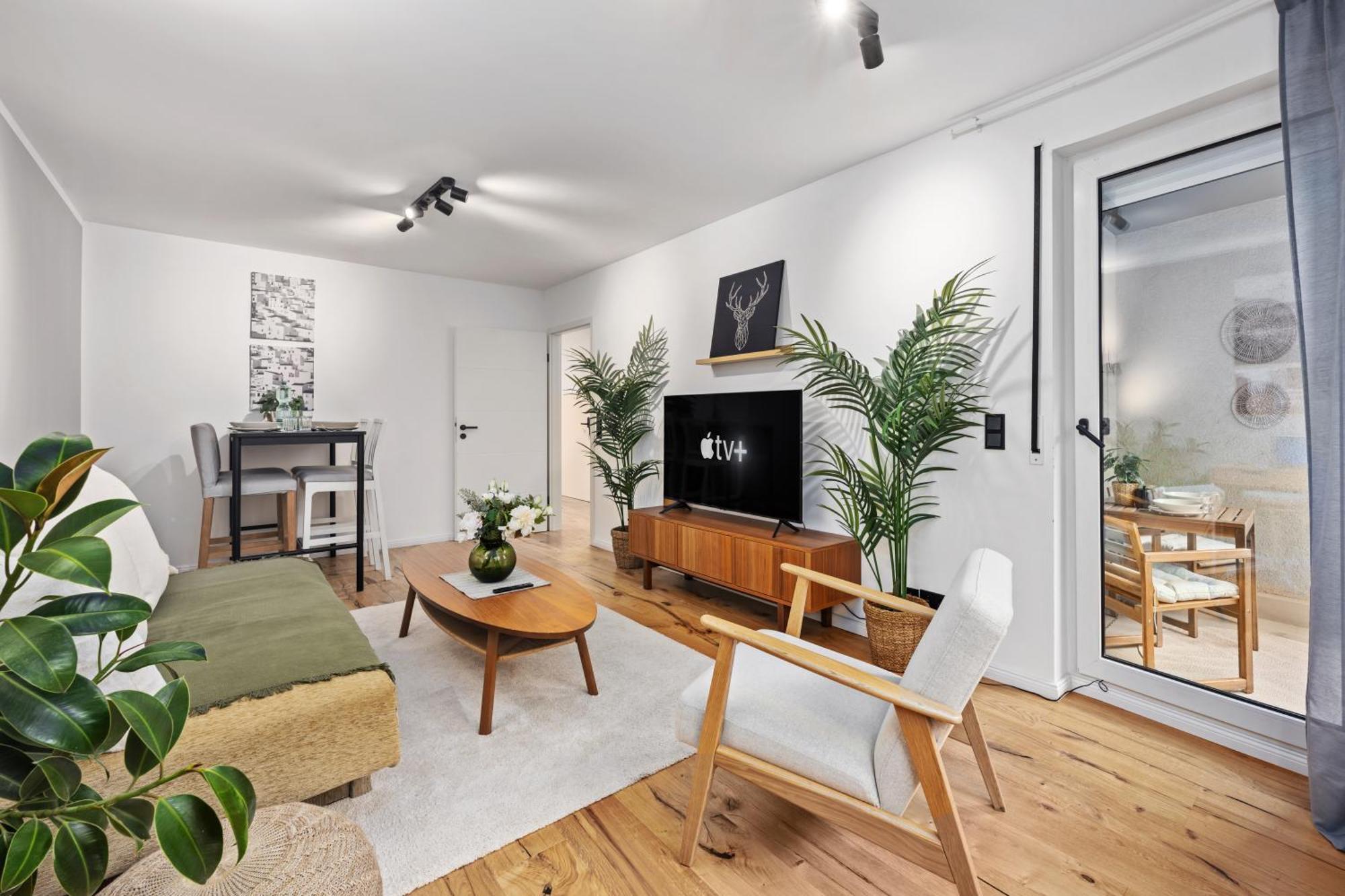 Edler Wohnraum Elegantes Mit Balkon, Boxspringbett, Kaffeevollautomat, Lift & Parkplatz Apartment Chemnitz